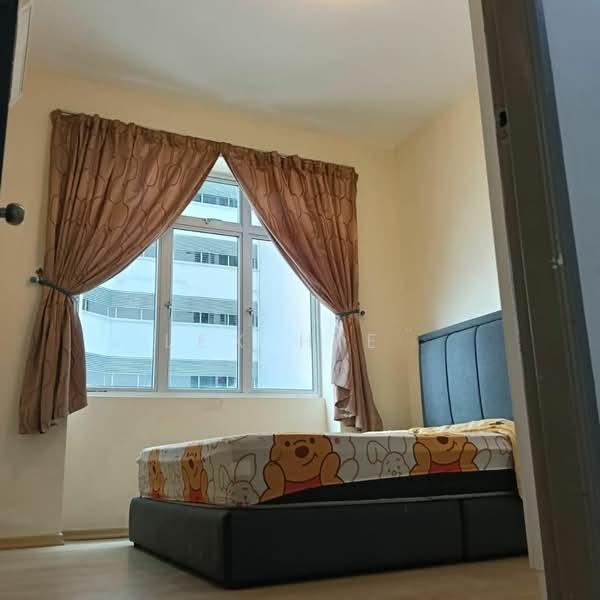 Larkin Heights - 3
