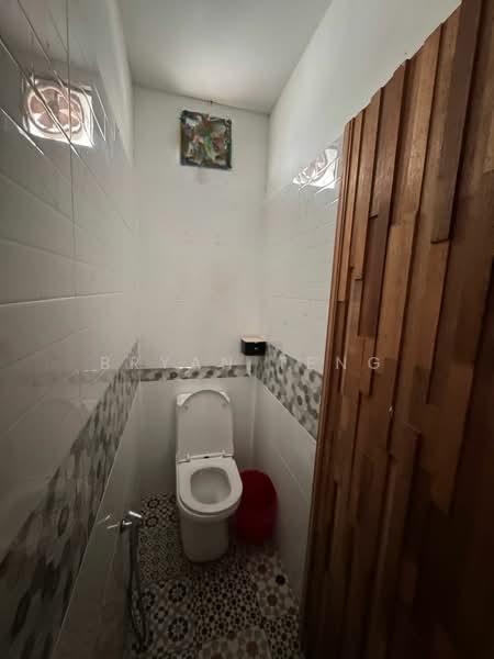 BAY AVENUE GROUND FLOOR SHOPLOT RENT BAYAN LEPAS - 2