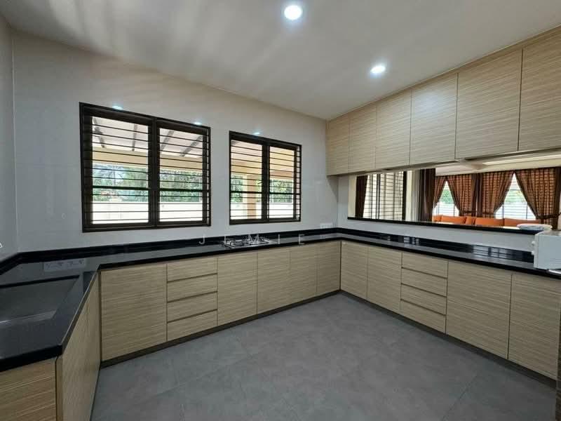Bukit Kesenangan - 3