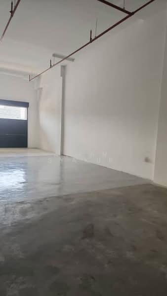Emira Residence Shoplot Facing AEON seksyen 13 - 5