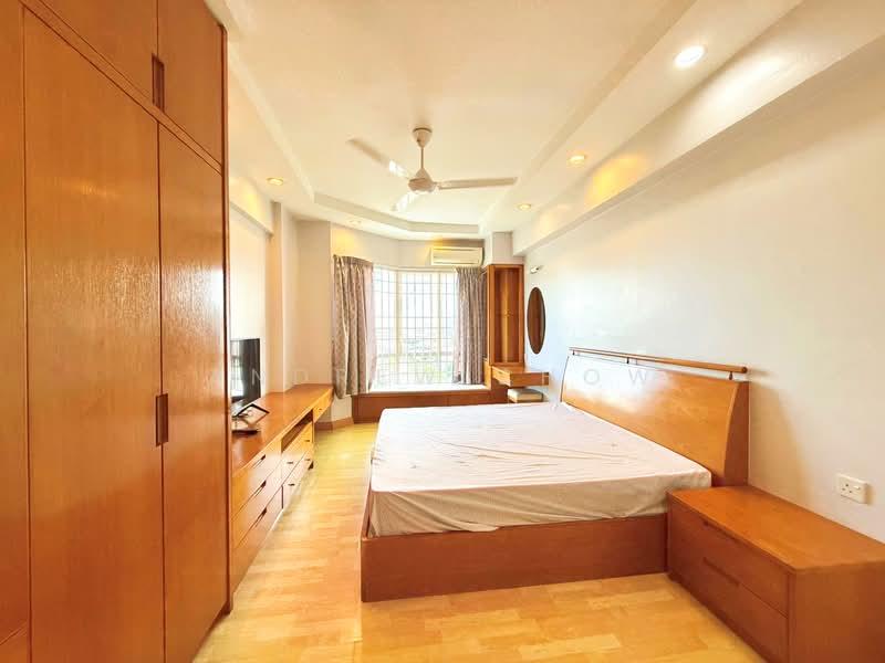 Gold Coast Resort Condominium - 3
