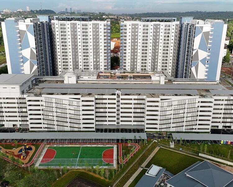 Idaman Bukit Jelutong - 1