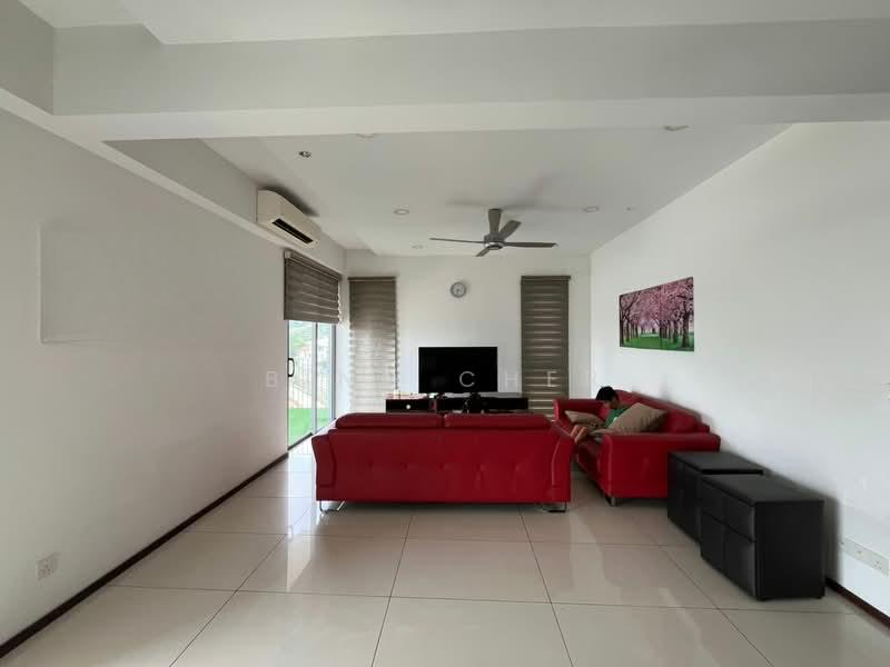 The Breezeway - 4