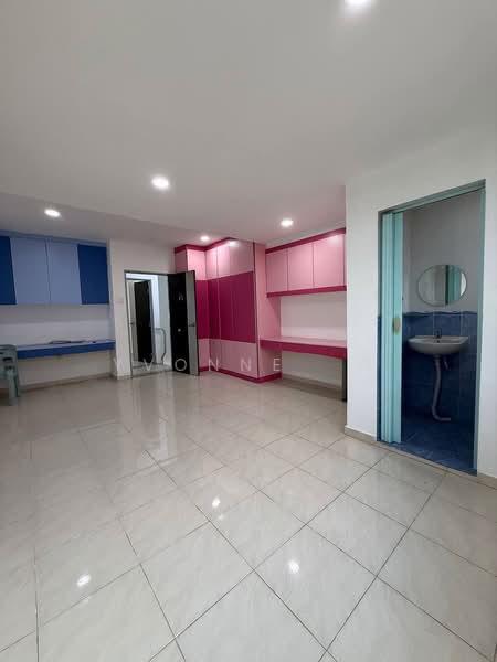 Taman Johor Jaya - 5