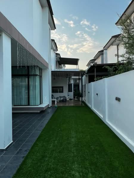 Eco Tropics - 4