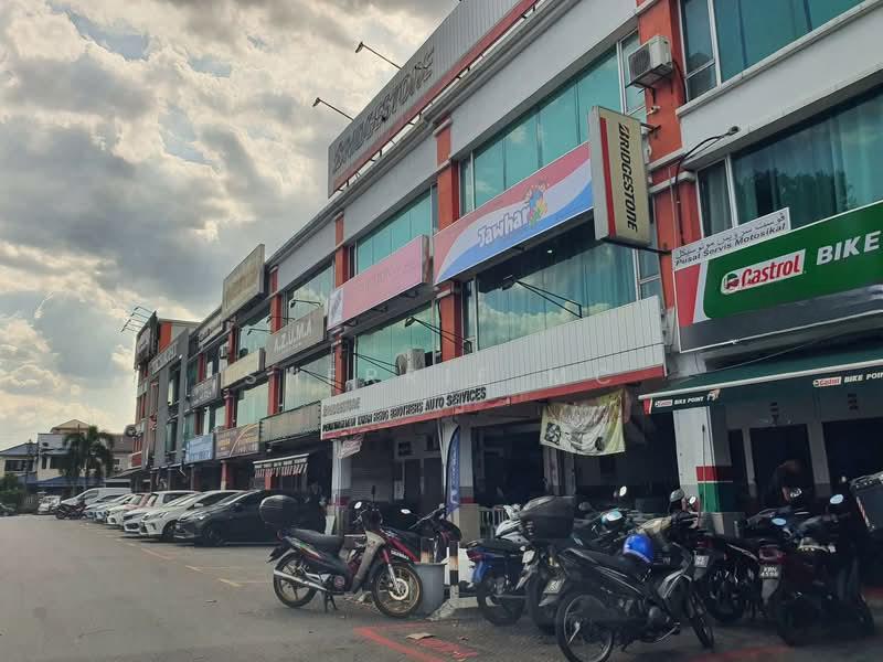 Taman Selaseh - 2
