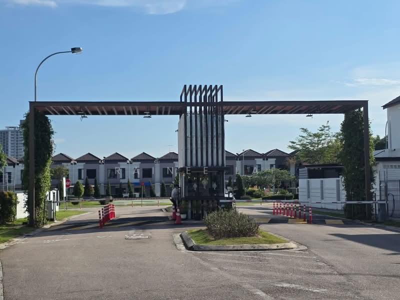 26th Avenue, Bukit Indah - 5