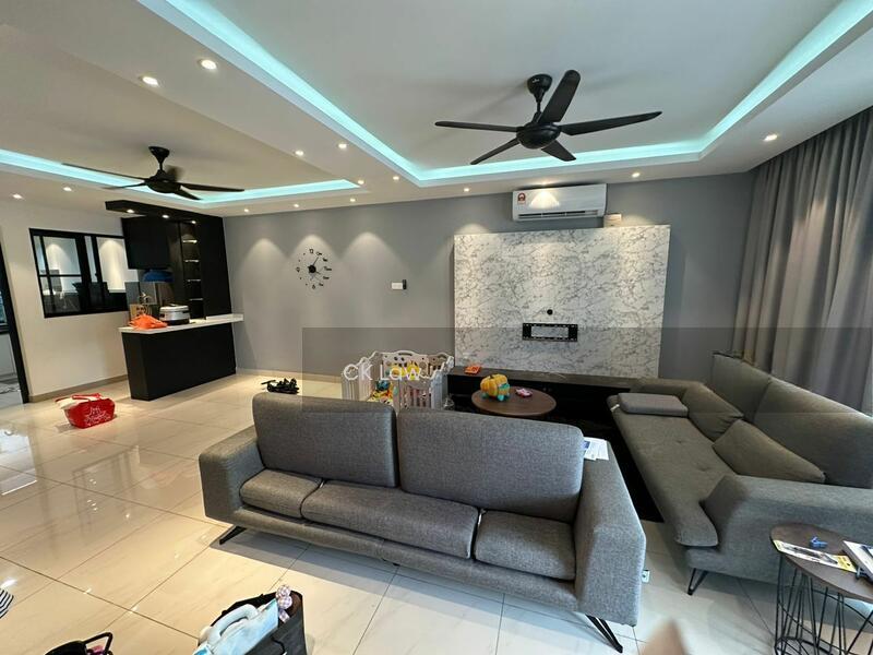 Diamond City, Renovated with Fully Furnished - 2