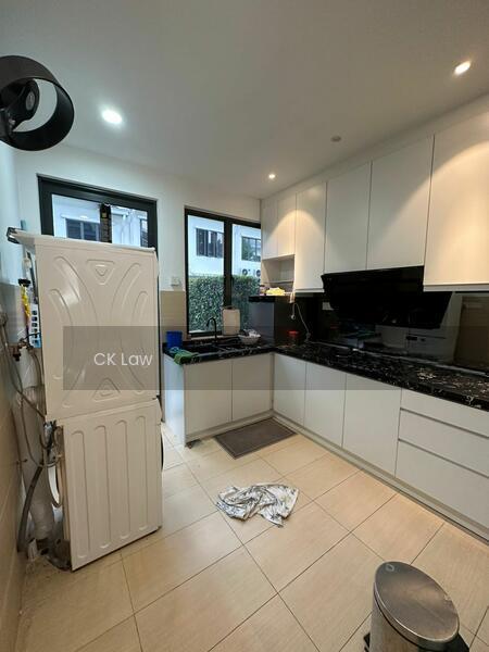 Diamond City, Renovated with Fully Furnished - 5