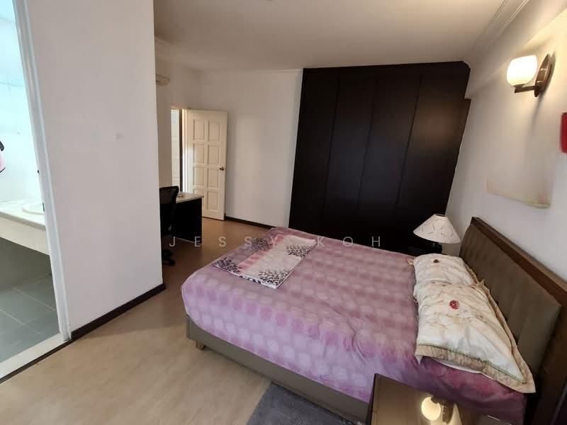 The Straits View Condominium - 2