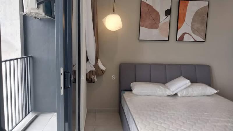 YOLO Signature Suites - 5