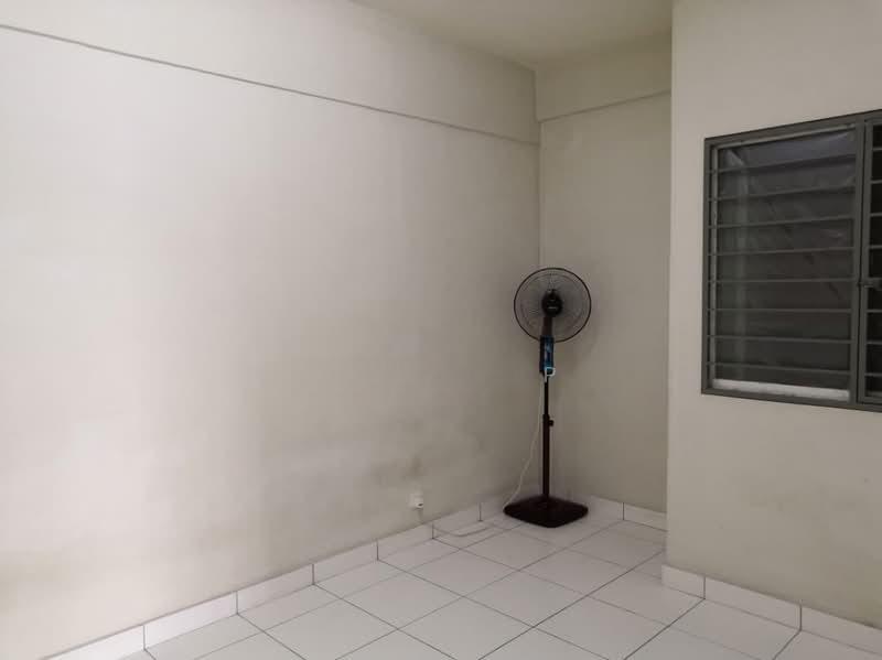 First Residence (Residensi Unggul) - 4
