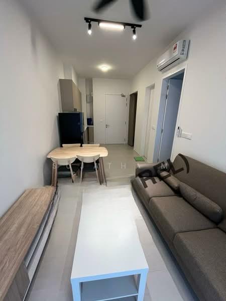 Laurel Residence - 2