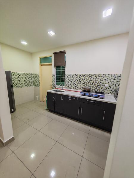 Metropolitan Square - 5