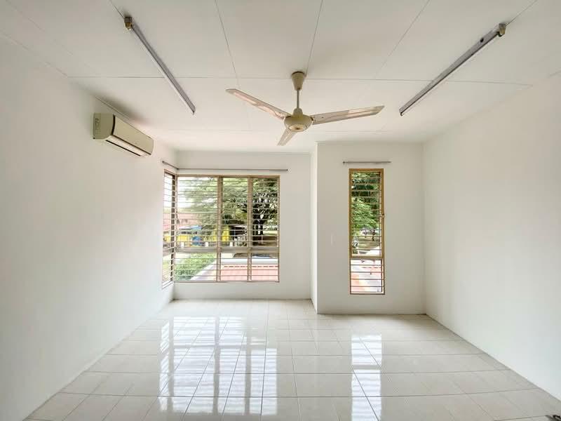 Setia Alam Double Storey 20x70 Partially Furnished Setia Impian House For Sale - 5