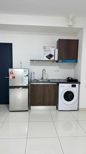 Lakeview Suites @ Edumetro - 4