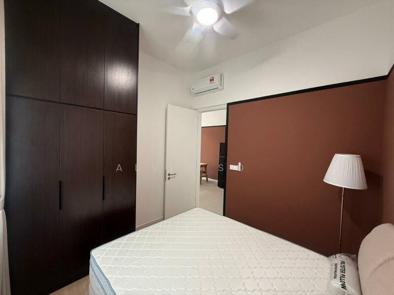 Laurel Residence - 3