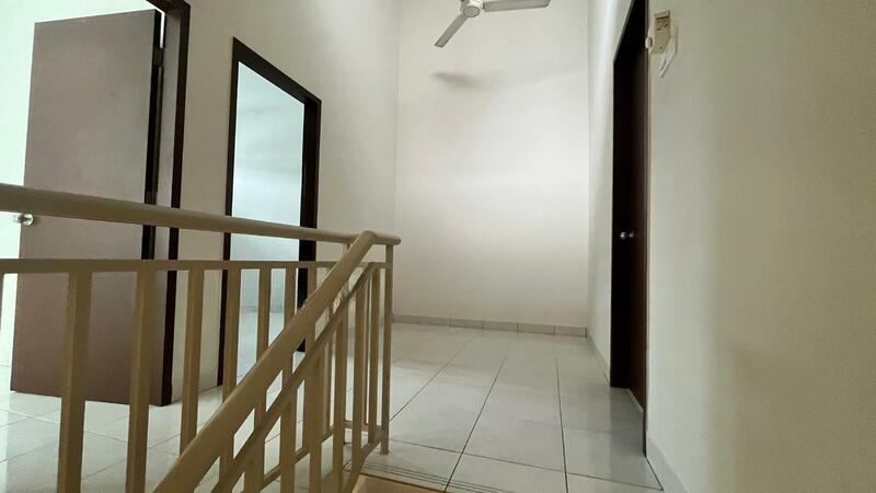 Hillpark @ Maple - 5