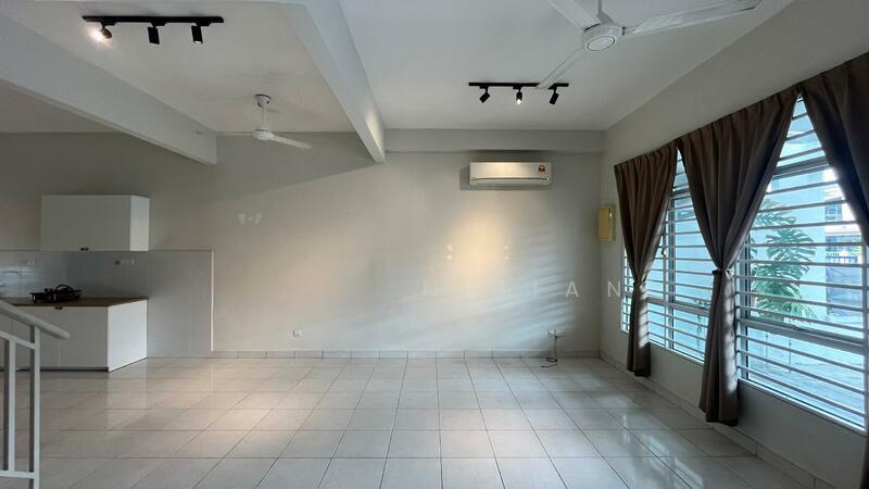 Hillpark @ Maple - 3