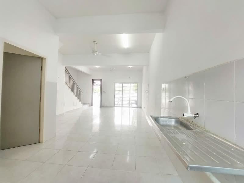 Bandar Puncak Alam - 3