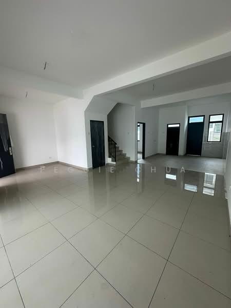 Taman Austin Duta - 4