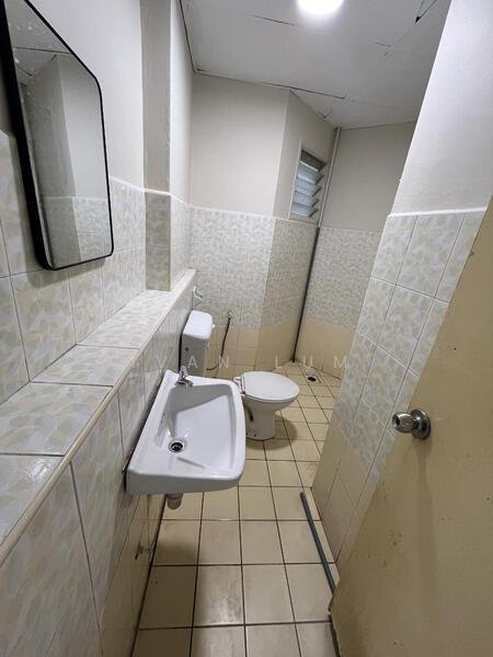 Menara Menjalara - 3