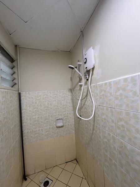 Menara Menjalara - 4