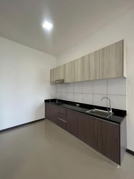 Molek Regency - 2