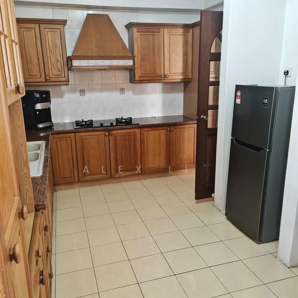 Gold Coast Resort Condominium - 2
