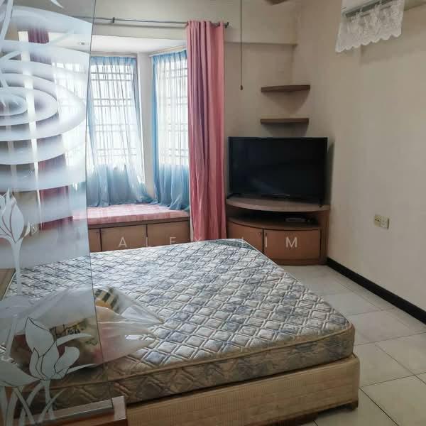 Gold Coast Resort Condominium - 4