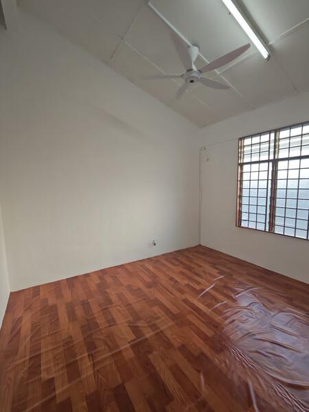 Taman Johor jaya - 5