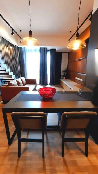 Twy Duplex Condos - 2