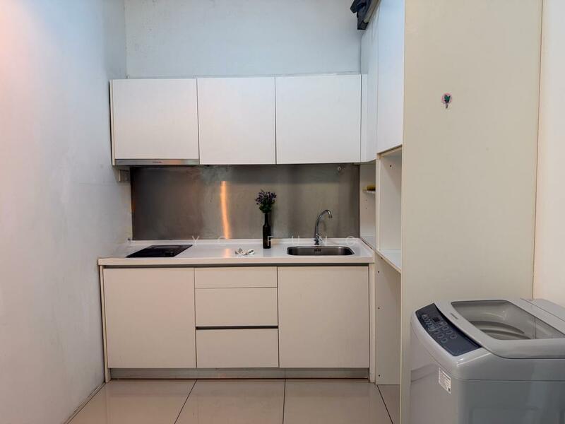 Twin Galaxy (Dwi Galaksi) - 4