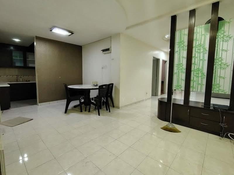 Larkin Indah - 2