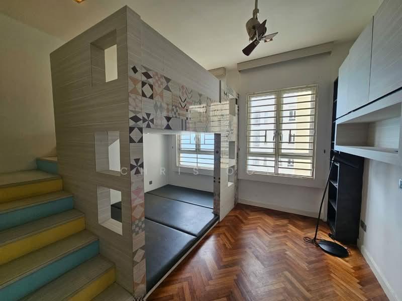 Quayside Seafront Resort Condominiums - 3