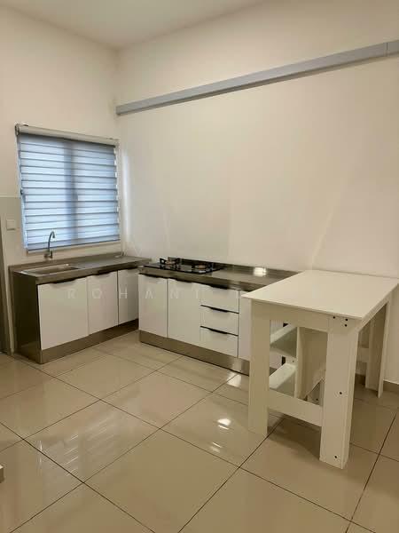 Townhouse Greenwoods Seraya Salak Perdana SEPANG - 4