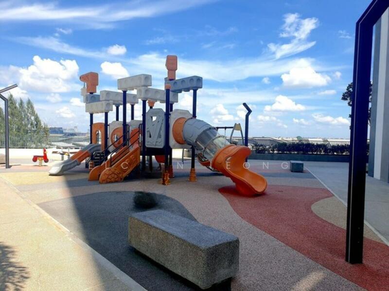 Skyvilla @ D'Island - 3