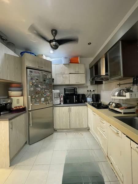 Rivercity Condominium - 3