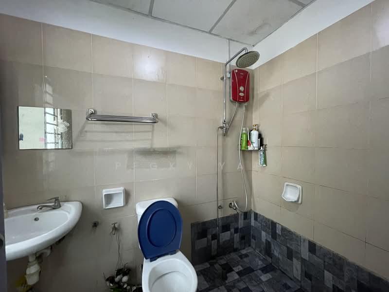 Rivercity Condominium - 5