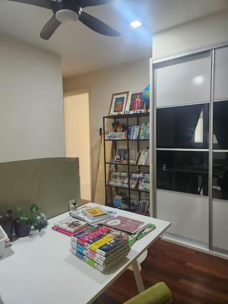 Medini Signature - 4