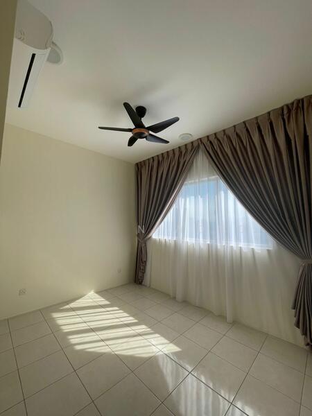 Platinum OUG Residence - 2