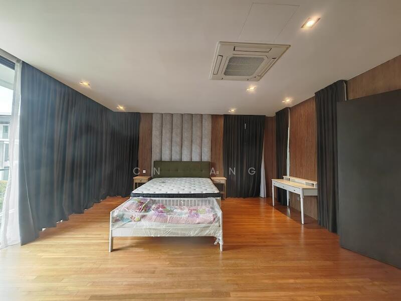 Senibong Cove - Isola Grandeur - 1