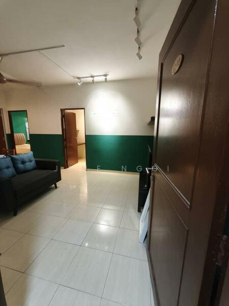 The Embassy (Bangunan Duta Impian) - 2