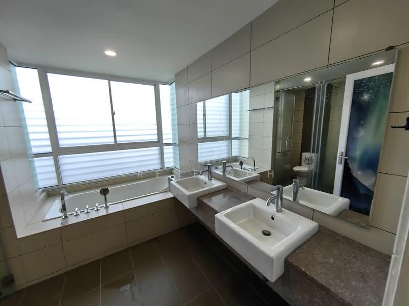 Platino Condominium - 4