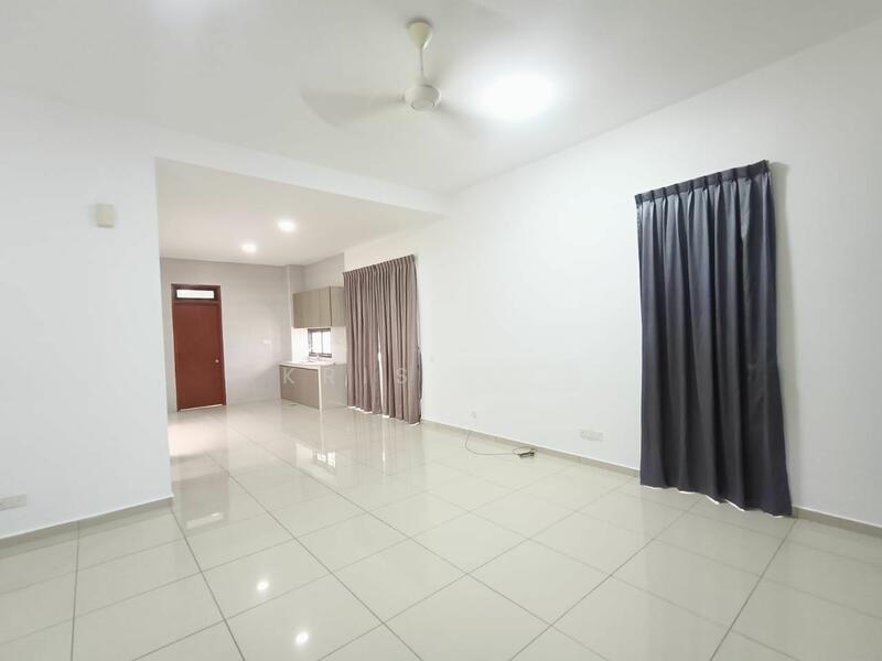 Garden Villas, Bukit Indah - 1