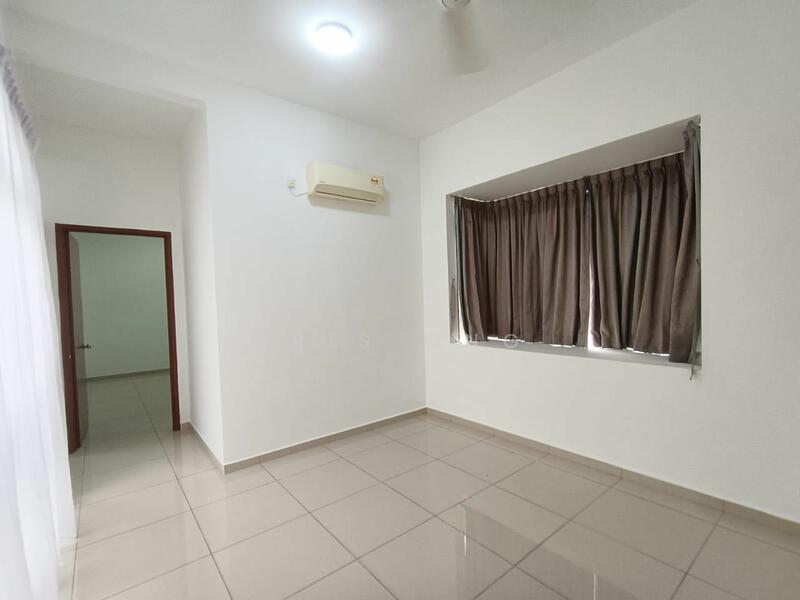 Garden Villas, Bukit Indah - 4