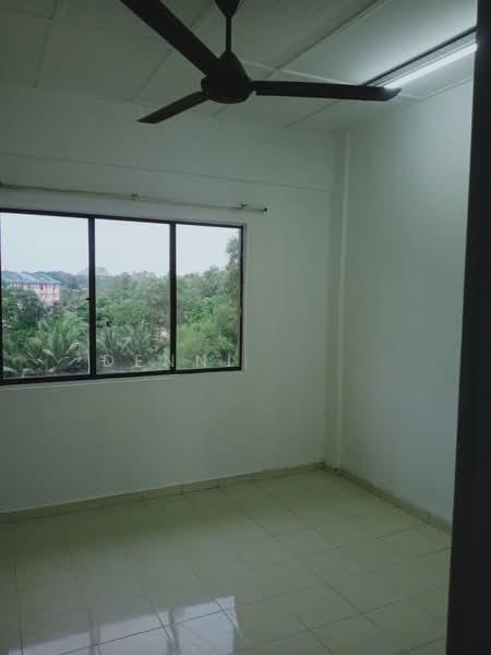 Lily & Jasmine Apartment - 3