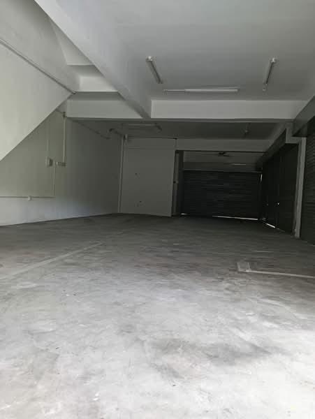 Taman Pinggiran Putra - 4