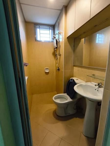 Sri Samudera Apartment (Seaview Residence Suites) - 5