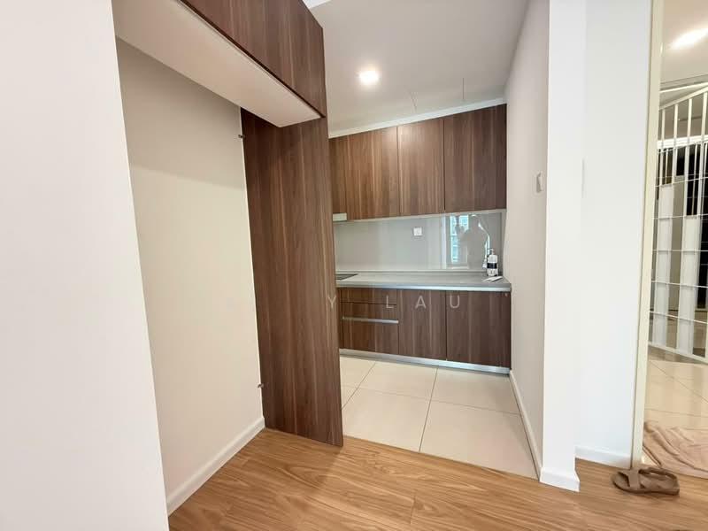 Lakefront Residence - 5
